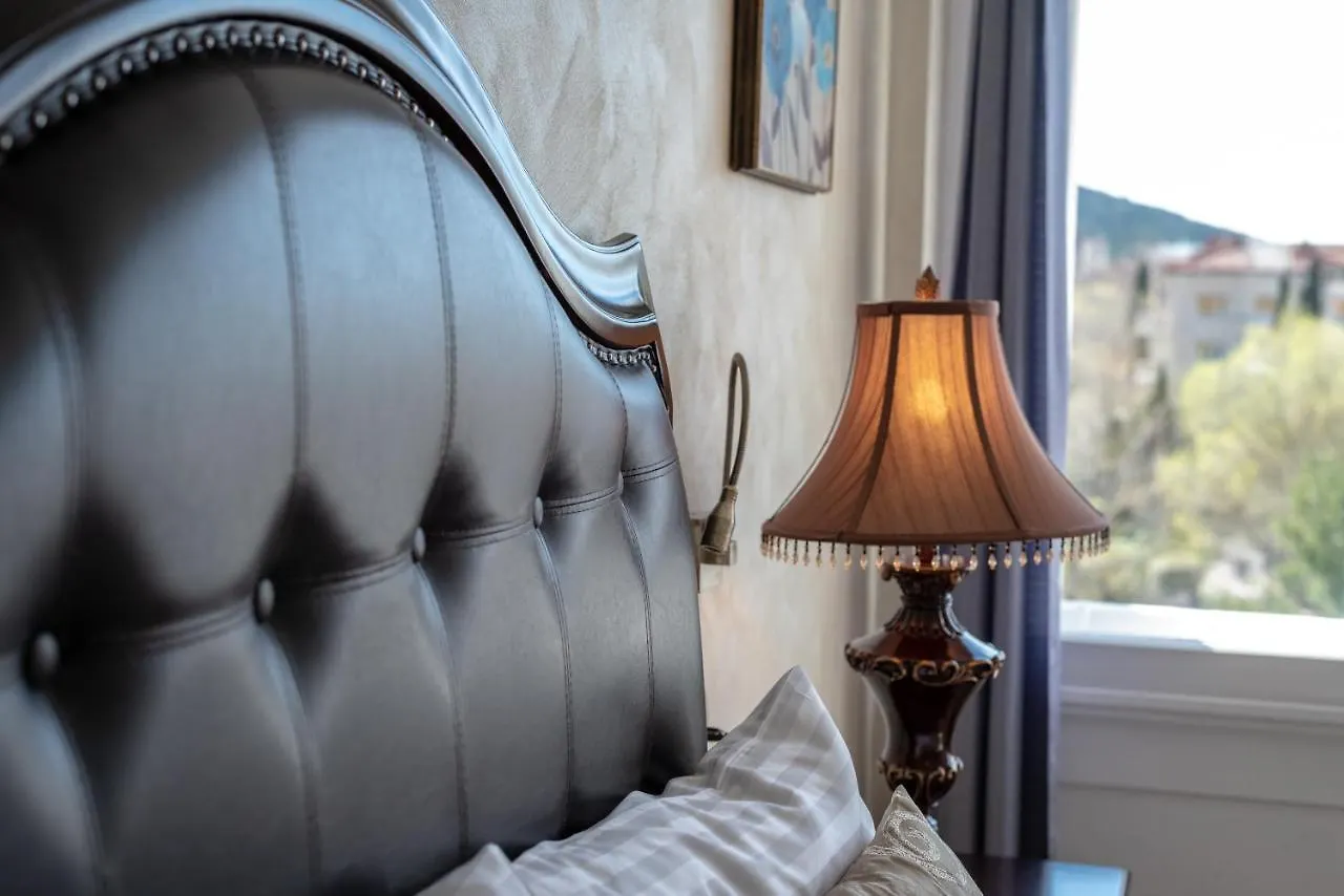 Palace Queen Mary I Luxury Rooms Split 4*,  Croatia