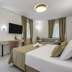 Antique Luxury Guest house